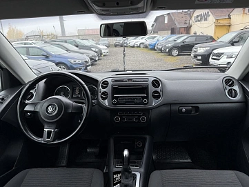 Volkswagen Tiguan, 2014г, передний привод, робот