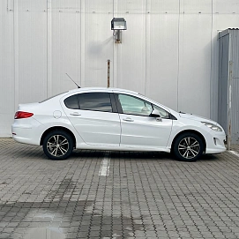Peugeot 408, 2012г, передний привод, автомат