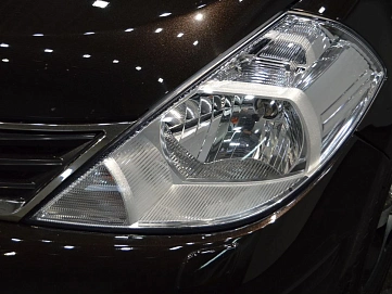 Nissan Tiida, 2013г, передний привод, автомат