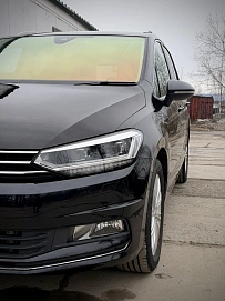 Volkswagen Touran, 2016г., передний привод, робот