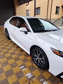 Toyota Camry, 2022г, полный привод, автомат