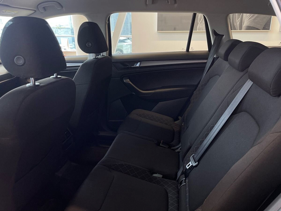 Skoda Kodiaq, 2018г., передний привод, робот