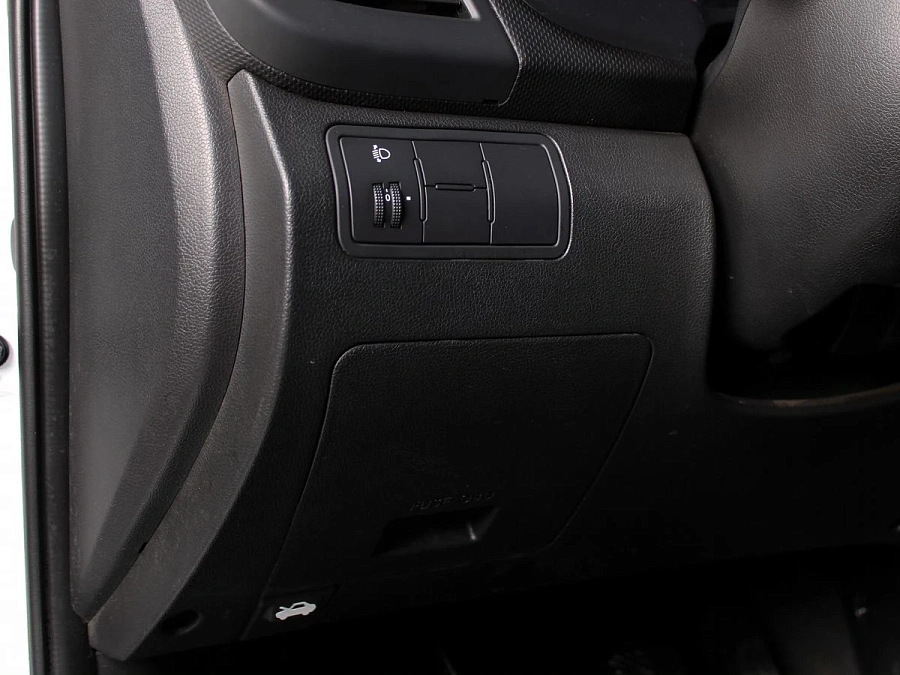 Hyundai Solaris, 2016г., передний привод, механика