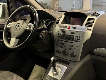 Opel Zafira, 2012г, передний привод, робот