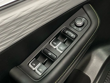 Geely Coolray, 2023г, передний привод, робот