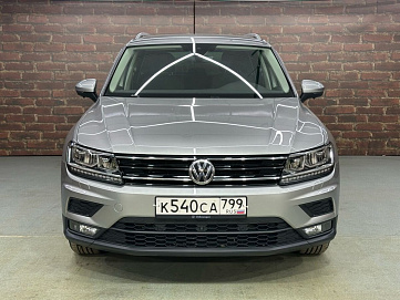 Volkswagen Tiguan, 2019г, полный привод, робот