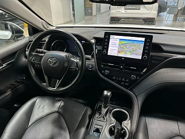 Toyota Camry, 2021г, передний привод, автомат
