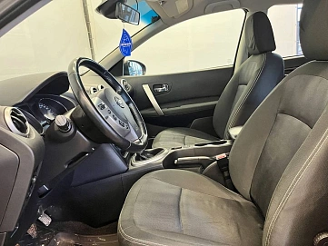 Nissan Qashqai, 2011г, передний привод, механика