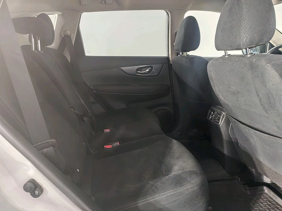 Nissan X-Trail, 2017г., передний привод, вариатор