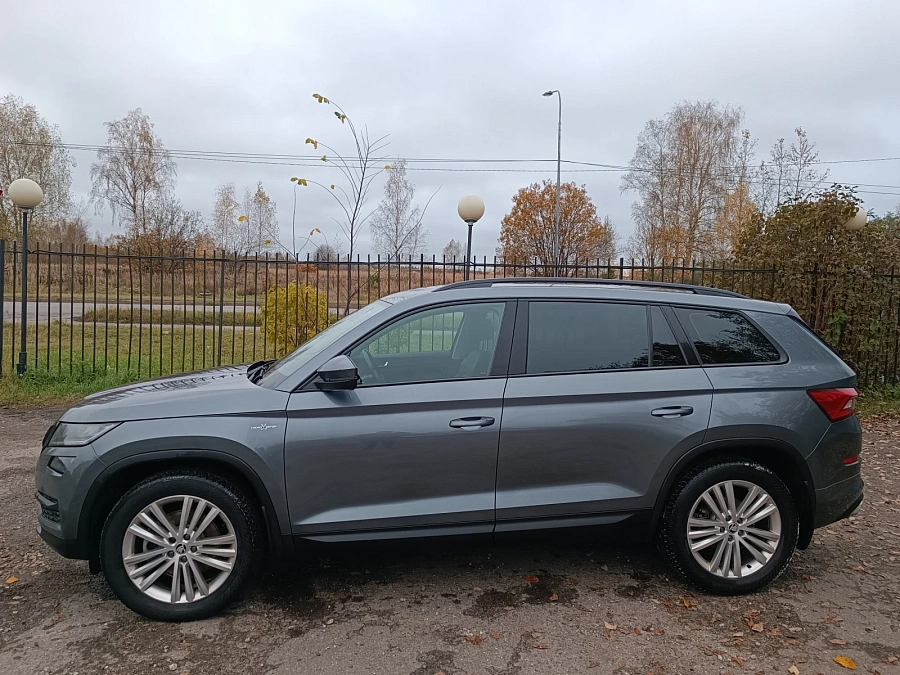 Skoda Kodiaq, 2020г., полный привод, робот
