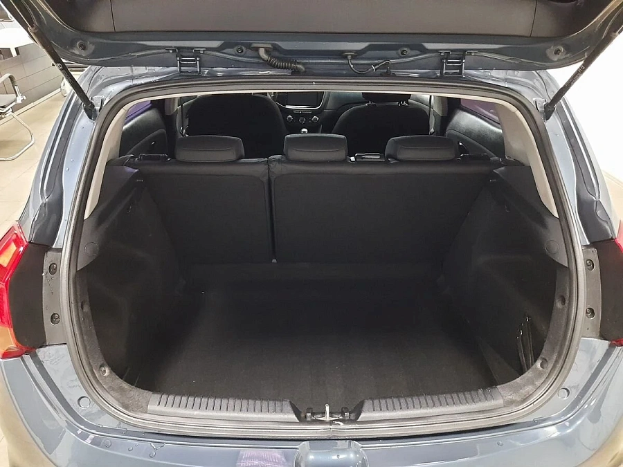 Kia Ceed, 2013г., передний привод, механика