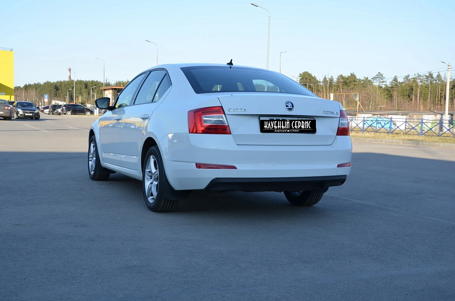 Skoda Octavia, 2016г., передний привод, робот