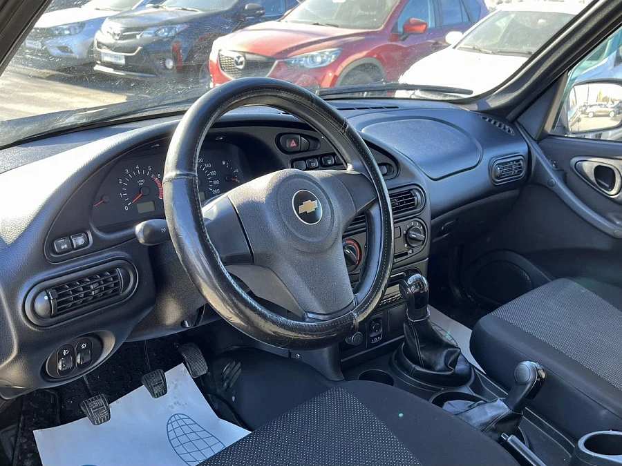 Chevrolet Niva, 2013г., полный привод, механика