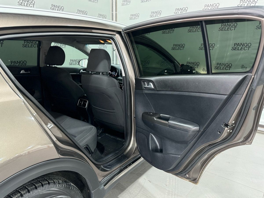 Kia , 2018г., передний привод, автомат