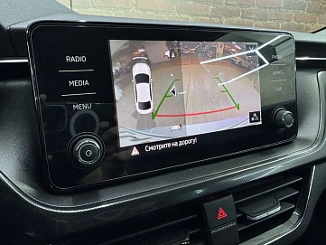 Skoda Rapid, 2021г, передний привод, робот