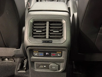 Volkswagen Tiguan, 2018г, полный привод, робот