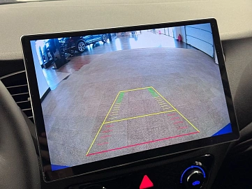 Hyundai Solaris, 2017г, передний привод, автомат