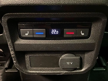 Volkswagen Tiguan, 2018г, передний привод, автомат