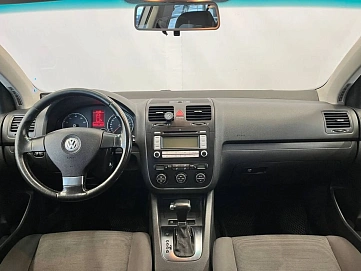 Volkswagen Golf, 2008г, передний привод, автомат