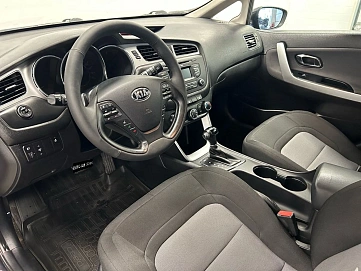 Kia Ceed, 2015г, передний привод, автомат