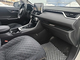 Toyota RAV4, 2020г, полный привод, вариатор