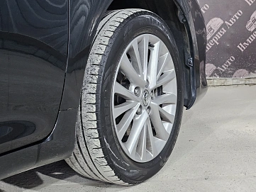 Toyota Camry, 2016г, передний привод, автомат