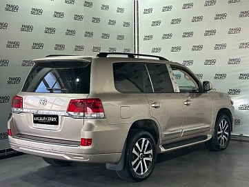 Toyota Land Cruiser, 2012г, передний привод, автомат