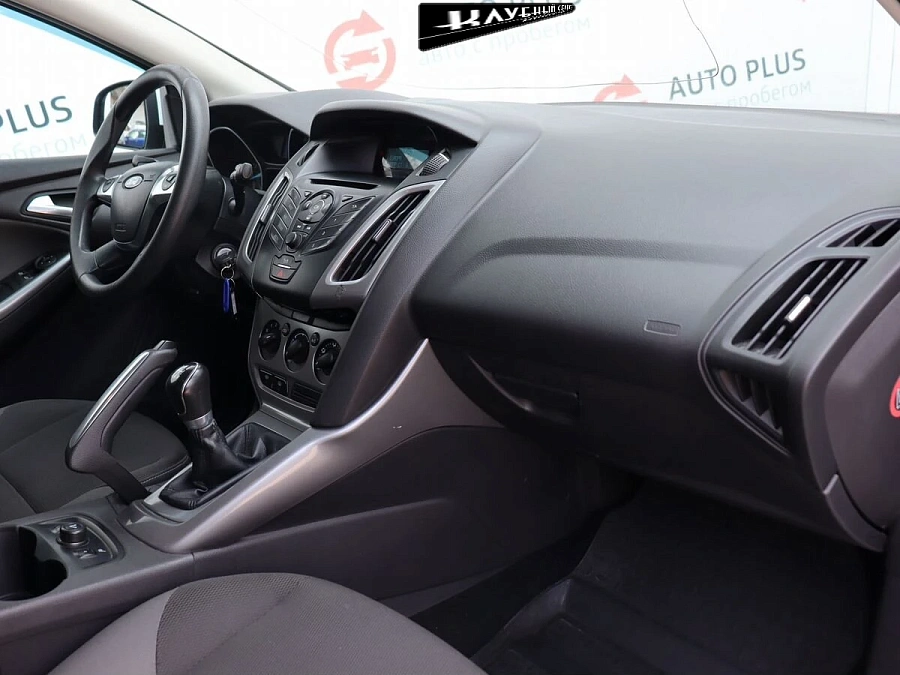 Ford Focus, 2013г., передний привод, механика