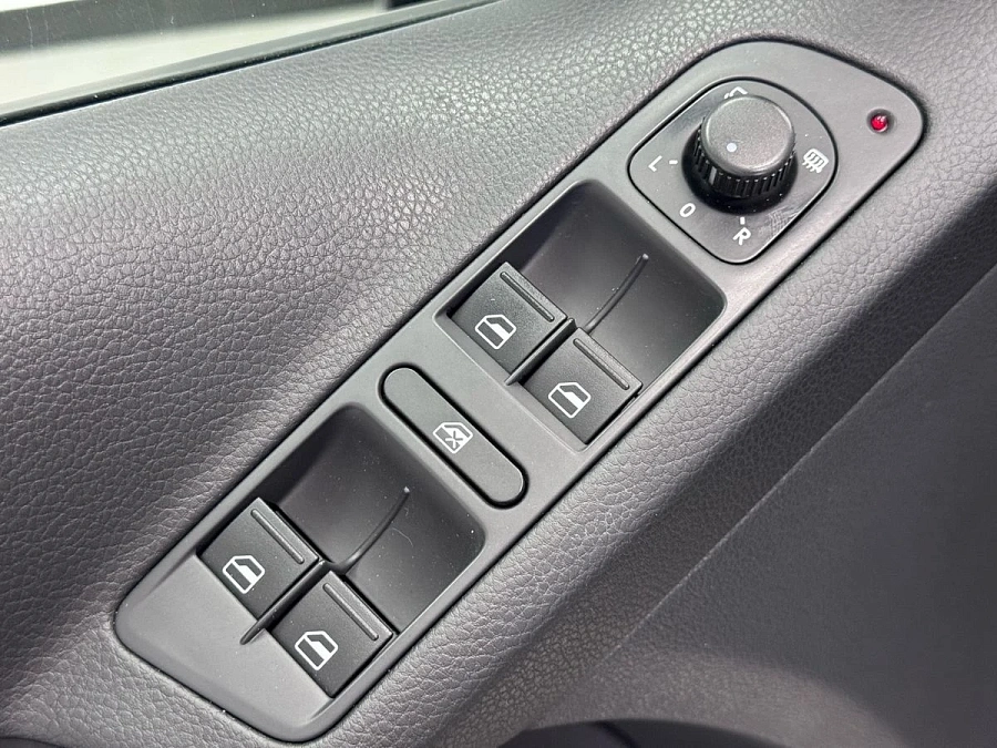 Volkswagen Tiguan, 2013г., полный привод, автомат