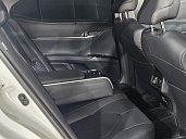 Toyota Camry, 2020г., передний привод, автомат