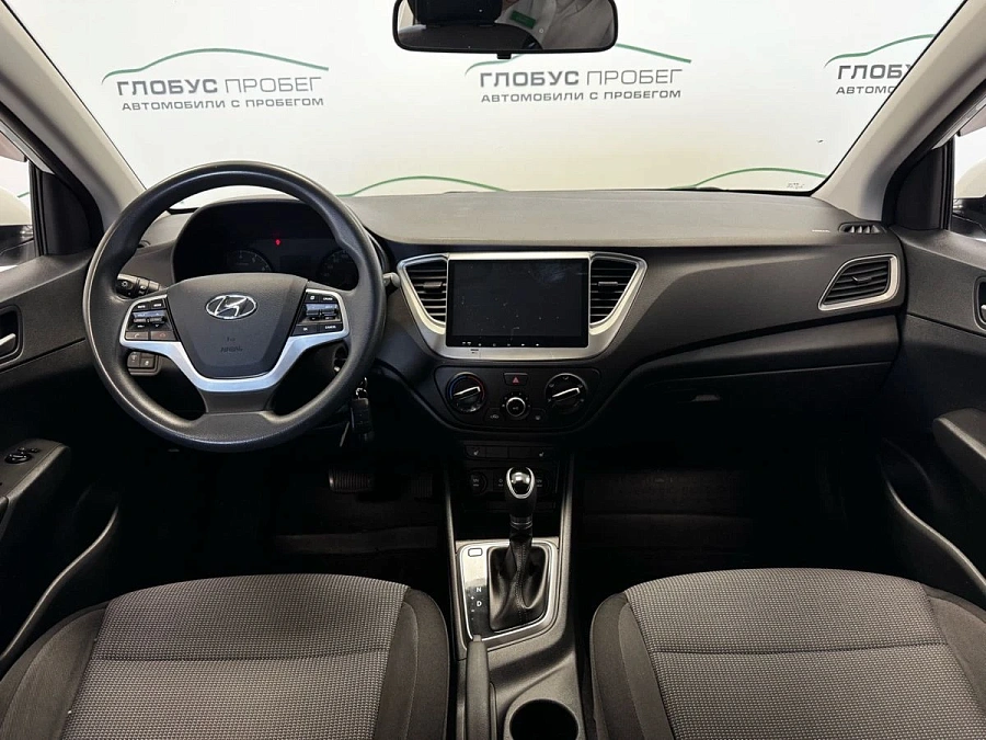 Hyundai Solaris, 2017г., передний привод, автомат