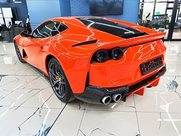Ferrari 812, 2018г, задний привод, робот