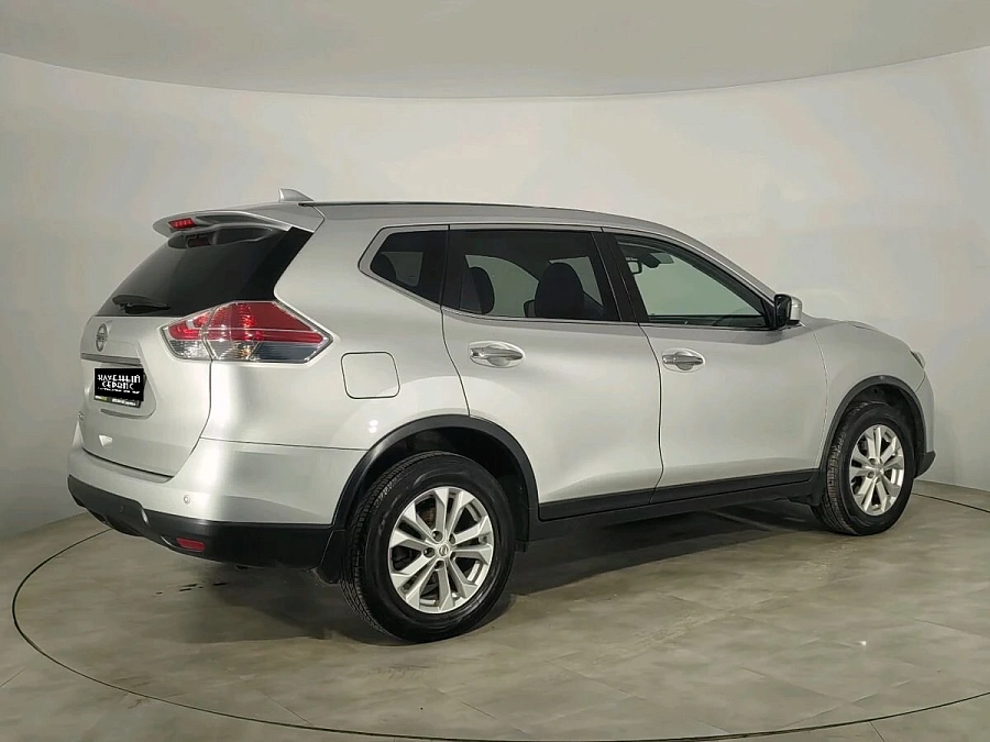 Nissan X-Trail, 2017г., передний привод, вариатор