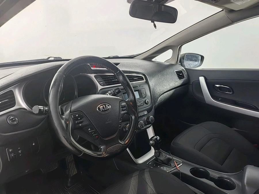 Kia Ceed, 2017г., передний привод, автомат
