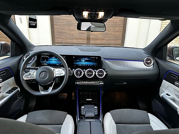 Mercedes-Benz EQA, 2022г, полный привод, автомат