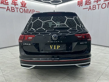 Volkswagen Tiguan, 2022г, передний привод, робот