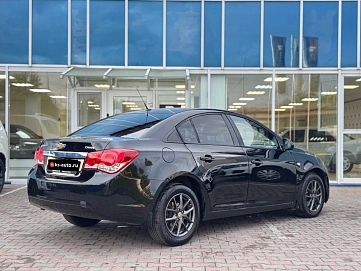 Chevrolet Cruze, 2011г., передний привод, автомат
