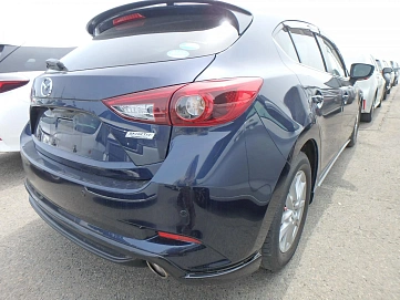Mazda Axela, 2019г, передний привод, автомат