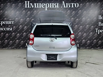 Toyota Passo, 2010г, передний привод, вариатор