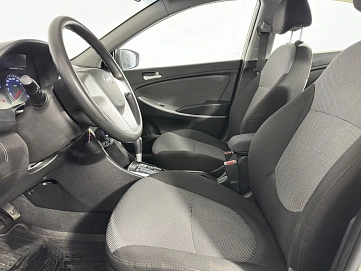 Hyundai Solaris, 2012г, передний привод, автомат