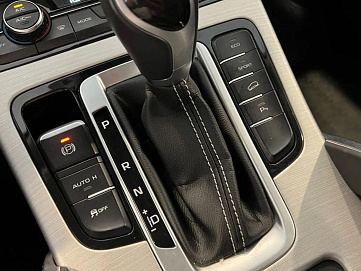 Geely Atlas, 2019г, передний привод, автомат