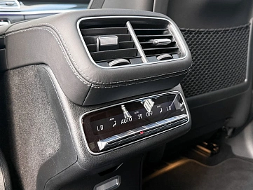 Mercedes-Benz GLS, 2024г., полный привод, автомат