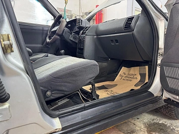 Lada (ВАЗ) 2111, 2003г, передний привод, механика
