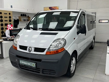 Renault Trafic, 2006г, передний привод, механика