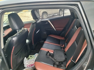 Toyota RAV4, 2014г, полный привод, вариатор