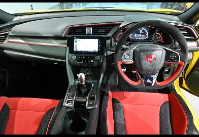 Honda Civic Type R, 2021г, передний привод, механика
