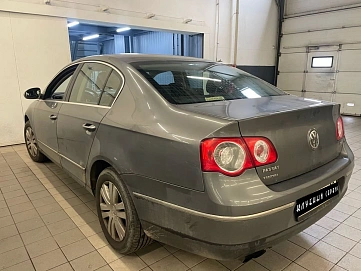 Volkswagen Passat, 2008г, передний привод, автомат