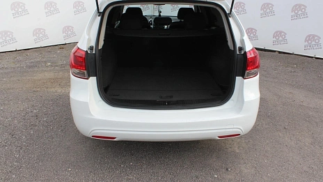 Chevrolet Cruze, 2013г., передний привод, механика