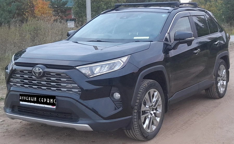 Toyota RAV4, 2019г., полный привод, вариатор