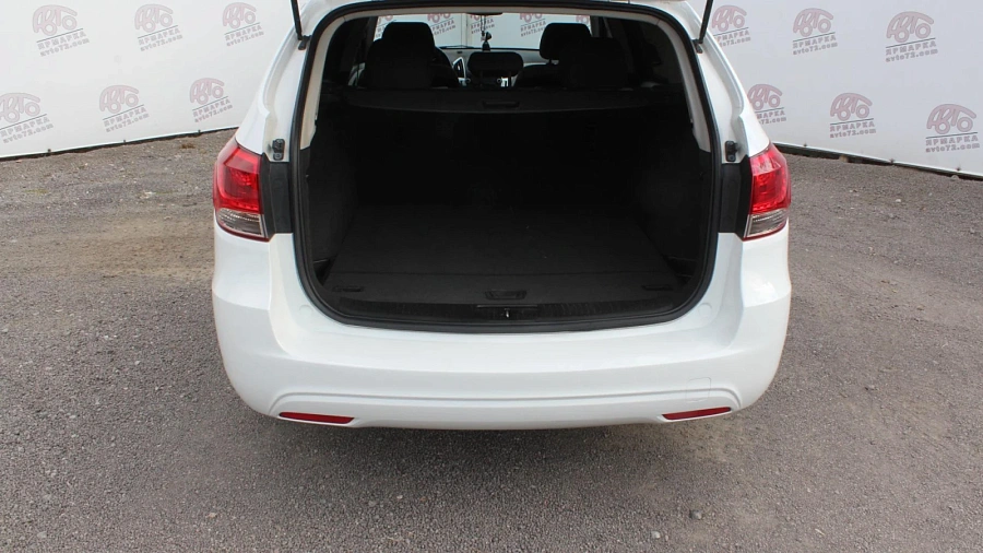 Chevrolet Cruze, 2013г., передний привод, механика